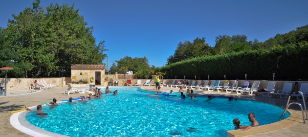 la piscine au camping